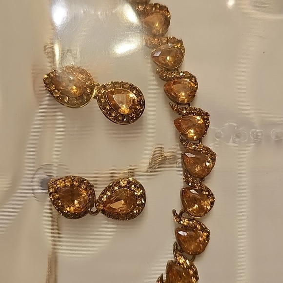 India Jewelry - 🤎Amber Colored Beautiful Gemstone Necklace with Earrings